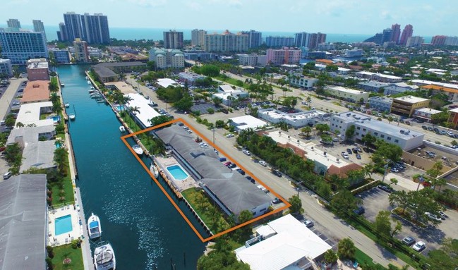 Pilgrim Apartments in Fort Lauderdale, FL - Foto de edificio - Other