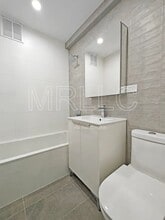 100 Remsen St in Brooklyn, NY - Building Photo - Building Photo