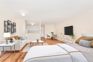 1155 Warburton Ave in Yonkers, NY - Building Photo