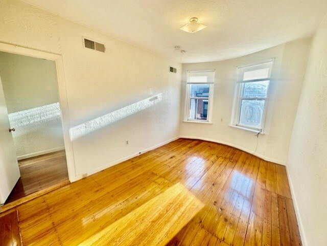 23 Sheafe St, Unit 4 in Boston, MA - Building Photo