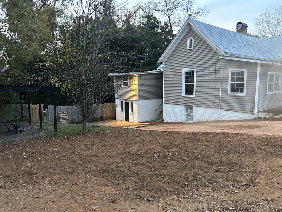 404 S Green St in Wadesboro, NC - Foto de edificio