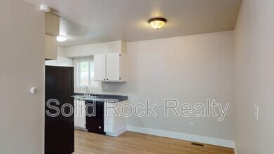 829-831 Prairie Rd in Colorado Springs, CO - Building Photo - Building Photo