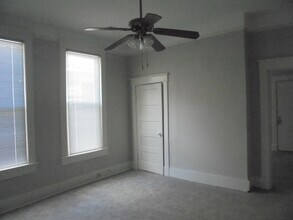 1001 Tanglewood St in Memphis, TN - Building Photo - Building Photo