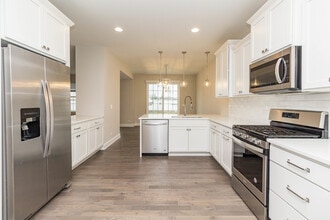 10723 Clock Tower Dr in Countryside, IL - Building Photo - Building Photo