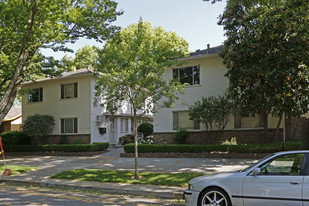 2509-2513 C St Apartments