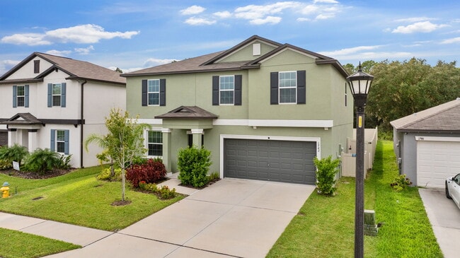 1742 Red Loop in Lakeland, FL - Foto de edificio - Building Photo