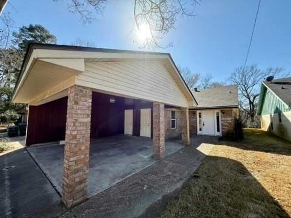 1708 Dilg League Dr in Shreveport, LA - Building Photo
