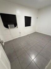 55 NE 69th St, Unit B in Miami, FL - Building Photo - Building Photo