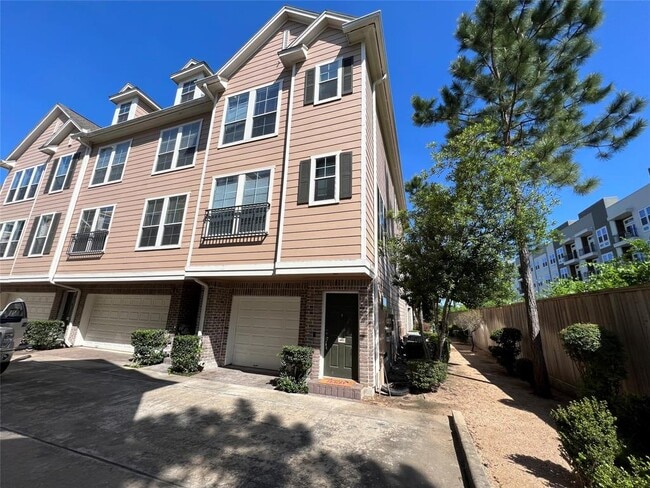 property at 3001 Murworth Dr