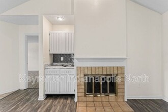 7842 Copperfield Dr in Indianapolis, IN - Building Photo - Building Photo