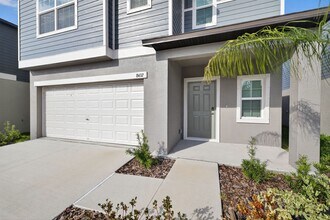 8432 Sea Ray Run in Parrish, FL - Building Photo - Building Photo