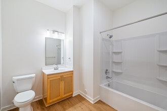 Hickory Hope Apartments in Charlottesville, VA - Building Photo - Building Photo