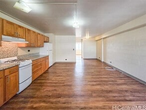 526 N School St in Honolulu, HI - Building Photo - Building Photo