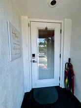 1001 Three Islands Boulevard in Hallandale Beach, FL - Building Photo - Building Photo