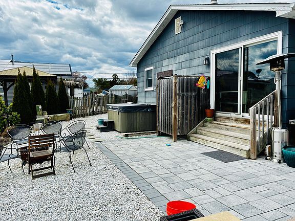 1107 Pensacola Rd in Forked River, NJ - Building Photo - Building Photo