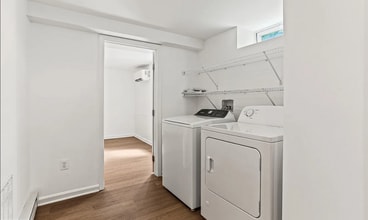 3194 St Johns Ln in Ellicott City, MD - Building Photo - Building Photo