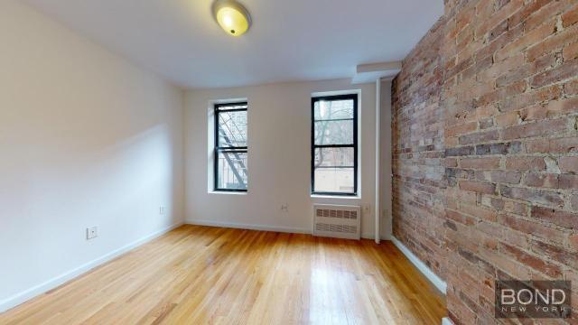 431 E 73rd St in New York, NY - Building Photo