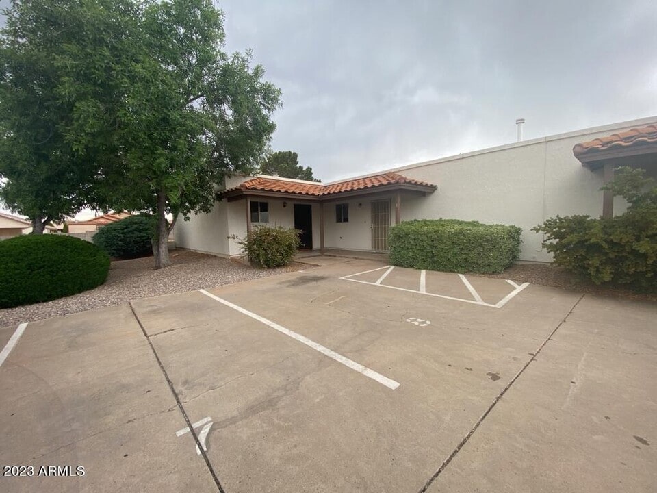1948 Paseo De La Luna-Unit -7 in Sierra Vista, AZ - Building Photo