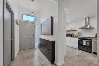 13450 Moscow Trail in Austin, TX - Foto de edificio - Building Photo