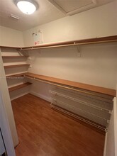 2621 NE 209th St in Miami, FL - Building Photo - Building Photo