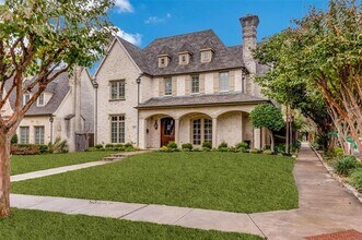 2900 Amherst Ave in Dallas, TX - Building Photo - Building Photo