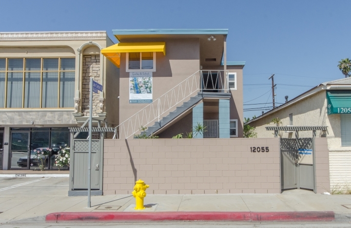 12055 Jefferson Blvd in Culver City, CA - Building Photo