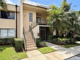 16481 Blatt Blvd, Unit 102 in Weston, FL - Building Photo