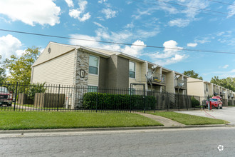 Forest Grand Apartments in Liberty, TX - Building Photo - Building Photo