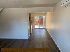 822 Lincoln Ave, Unit 820 in Napa, CA - Foto de edificio - Building Photo