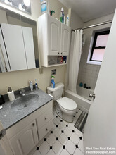 458 Park Dr, Unit 4 in Boston, MA - Building Photo - Building Photo