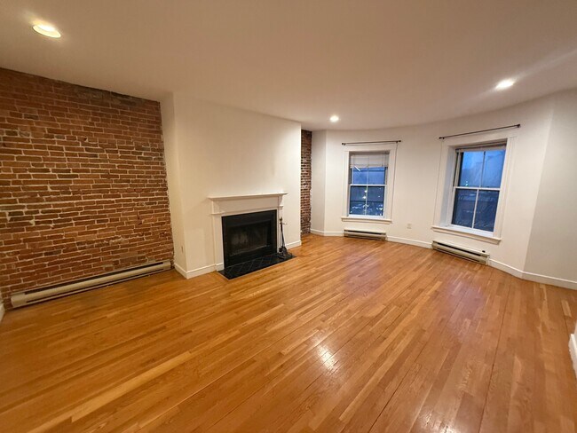 property at 1692 Washington St