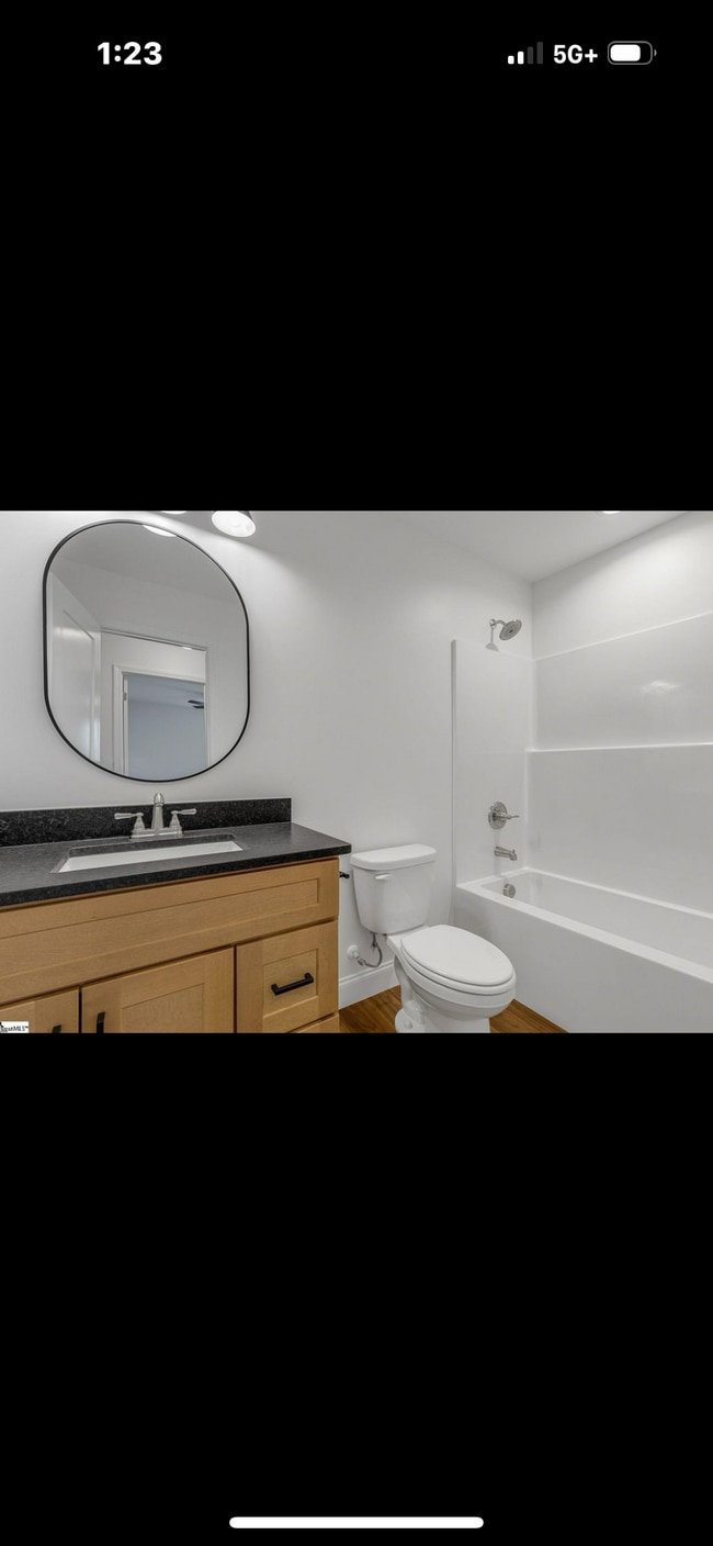 property at 215 W Simmons St