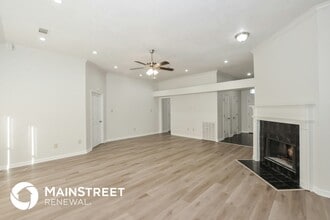 6650 Spencer Forest Cove W in Memphis, TN - Building Photo - Building Photo