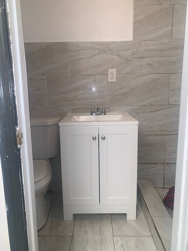 2636 SW 66th Ter in Miramar, FL - Building Photo - Building Photo