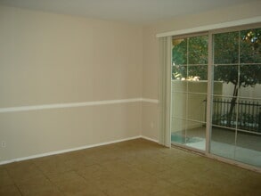 1440 Patricia Ave in Simi Valley, CA - Building Photo - Building Photo
