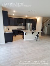 3008 Lone Silo Ave in Sacramento, CA - Building Photo - Building Photo