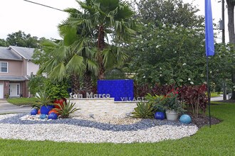 San Marco Village Apartments in Jacksonville, FL - Foto de edificio - Building Photo