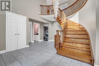 57 Eunice Rd in Toronto, ON - Building Photo - Building Photo