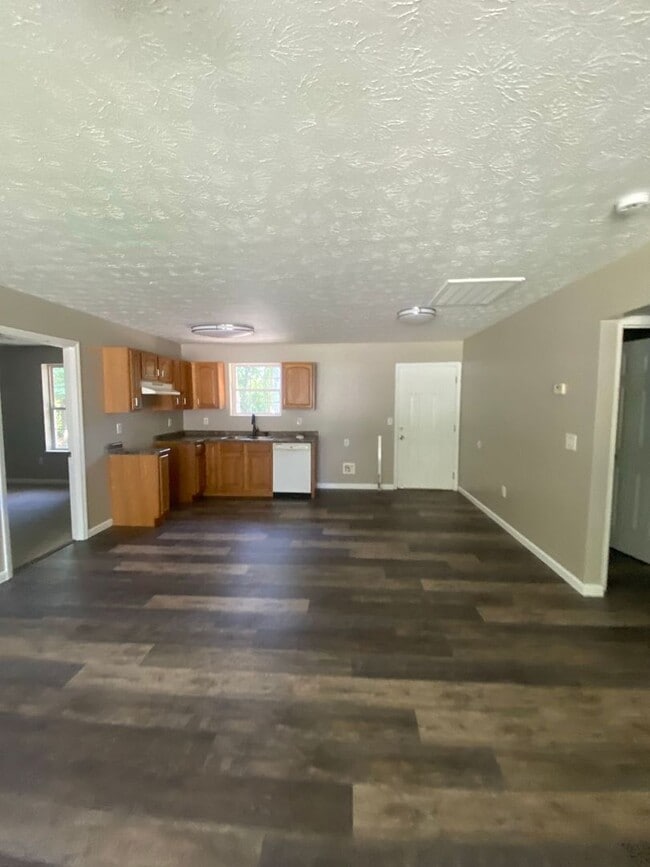 535 Shellbark Rd in Newport, TN - Building Photo - Building Photo