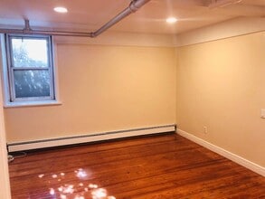 0 Grove St, Unit 1 in Glen Head, NY - Building Photo - Building Photo