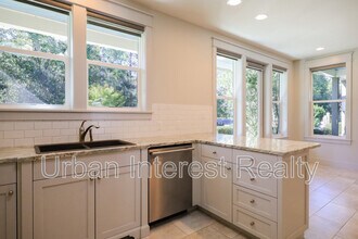 15 Palm St in Freeport, FL - Building Photo - Building Photo