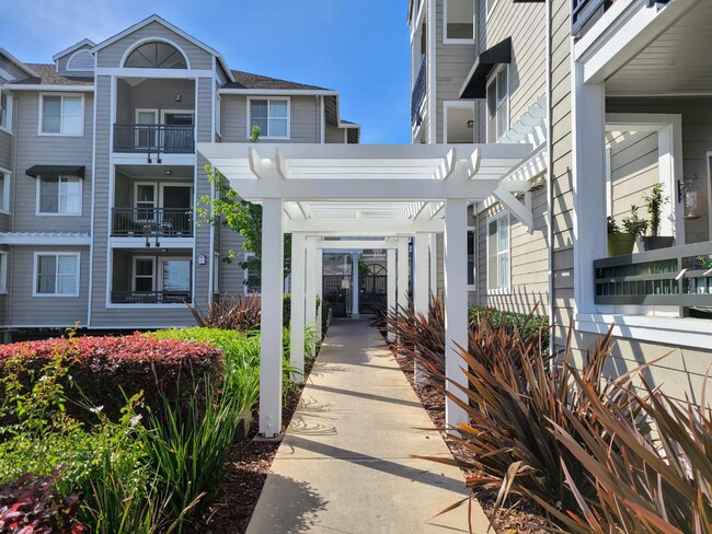 property at 1982 W Bayshore Rd