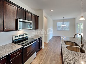 3004 Esquire Dr in Murfreesboro, TN - Foto de edificio - Building Photo