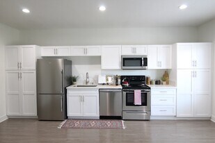 8101 De Soto Ave, Unit 230