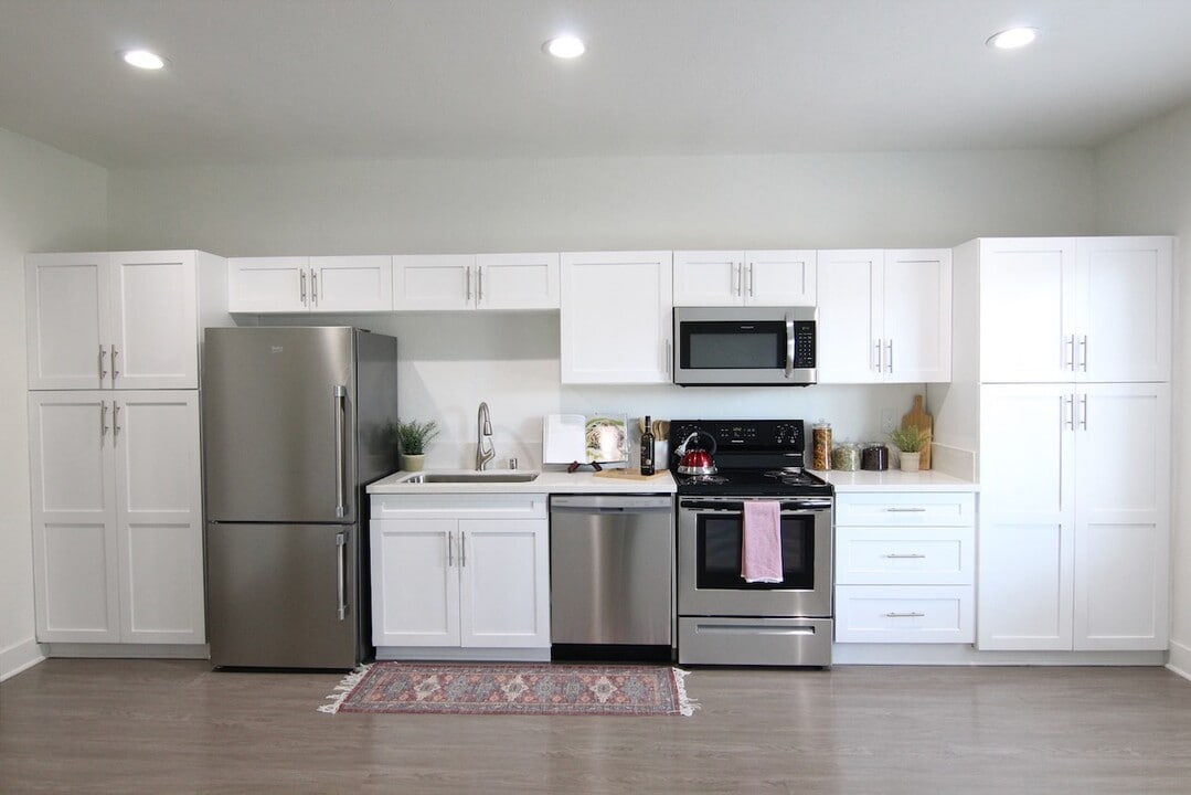 8101 De Soto Ave, Unit 230 Photo