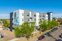 En Hance Park in Phoenix, AZ - Building Photo - Building Photo