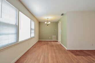 3818 32nd St in Lubbock, TX - Building Photo - Building Photo