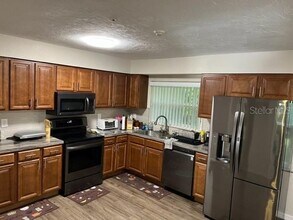 9650 US-441 in Belleview, FL - Building Photo - Building Photo