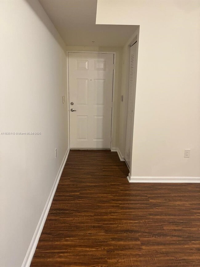 2133 Renaissance Blvd in Miramar, FL - Building Photo - Building Photo