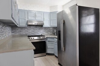 171 Sewanee Ave in Elmont, NY - Building Photo - Building Photo